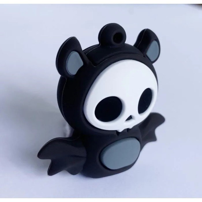 Флешка Smartbuy Halloween series "Летучая Мышь", 32 Гб, USB2.0, чт до 25 Мб/с, зап до15 Мб/с - фото 51377396 Флешка Smartbuy Halloween series "Летучая Мышь", 32 Гб, USB2.0, чт до 25 Мб/с, зап до15 Мб/с - фото 51377396