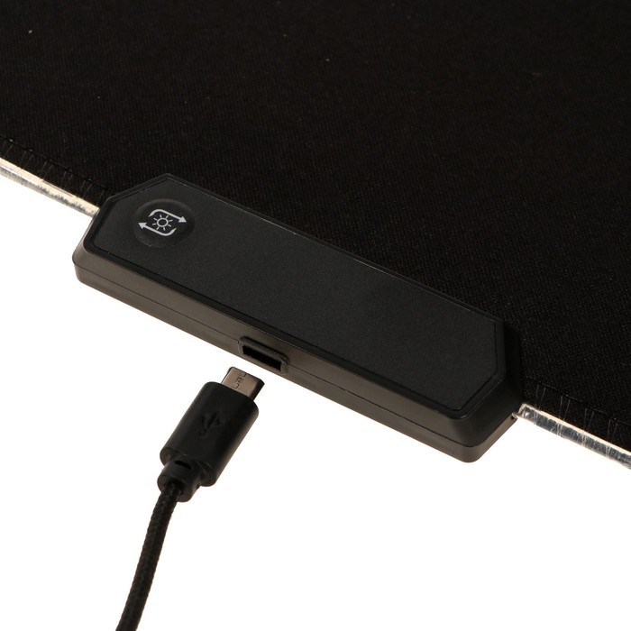 Коврик для мыши, 35х25х0.3 см, с подсветкой RGB, USB, черный - фото 51378942 Коврик для мыши, 35х25х0.3 см, с подсветкой RGB, USB, черный - фото 51378942