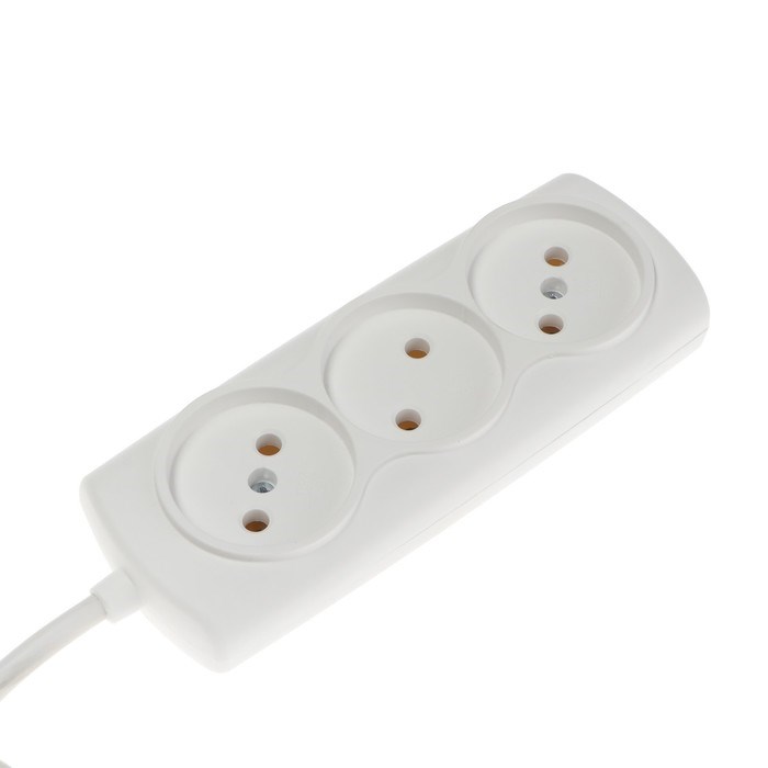Удлинитель Luazon Lighting ECO, 3 розетки, 1.5 м, 10 А, 2200 Вт,ПВС 2х0.75 мм2,без з/к,белый - фото 51399912 Удлинитель Luazon Lighting ECO, 3 розетки, 1.5 м, 10 А, 2200 Вт,ПВС 2х0.75 мм2,без з/к,белый - фото 51399912