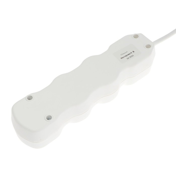 Удлинитель Luazon Lighting ECO, 3 розетки, 6 м, 10 А, 2200 Вт, ПВС 3х0.75 мм2, с з/к, белый - фото 51399940 Удлинитель Luazon Lighting ECO, 3 розетки, 6 м, 10 А, 2200 Вт, ПВС 3х0.75 мм2, с з/к, белый - фото 51399940