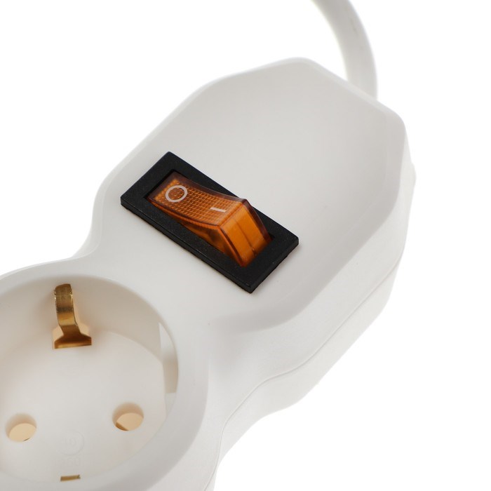 Удлинитель Luazon Lighting ECO, 3 розетки, 2.7 м, 16 А, 3500 Вт, ПВС 3×1 мм2, с заземлением, с выключателем, белый - фото 51399955 Удлинитель Luazon Lighting ECO, 3 розетки, 2.7 м, 16 А, 3500 Вт, ПВС 3×1 мм2, с заземлением, с выключателем, белый - фото 51399955