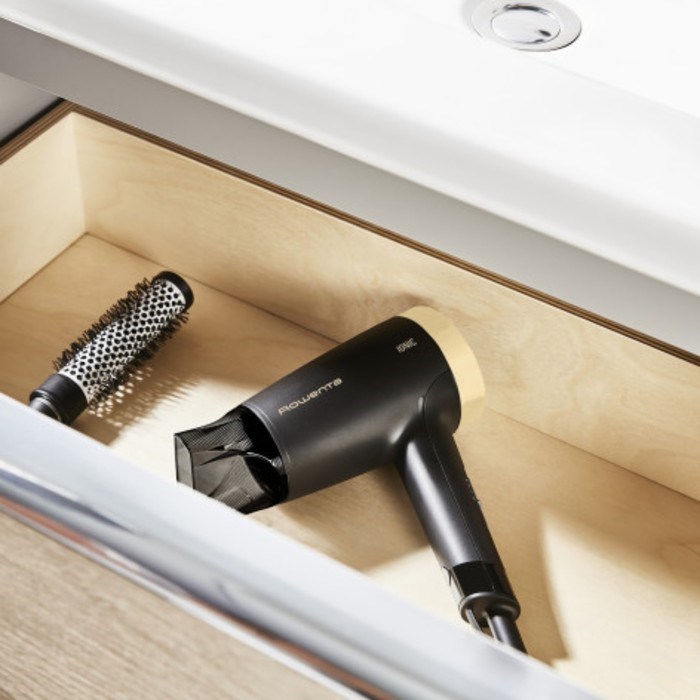 Фен Rowenta CV1811F0, 1600 Вт, DC мотор, ионизация, 2 режима, хол.воздух, концентратор - фото 51415505 Фен Rowenta CV1811F0, 1600 Вт, DC мотор, ионизация, 2 режима, хол.воздух, концентратор - фото 51415505