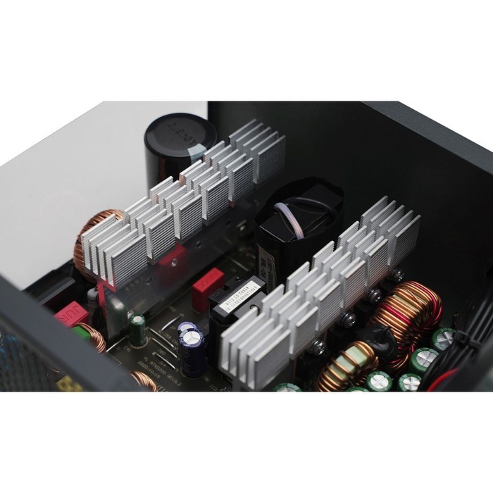 Блок питания Deepcool ATX 400W PF400 80 PLUS WHITE 24+2x(4+4) pin APFC 120mm fan 6xSATA RTL 100444 - фото 51426410 Блок питания Deepcool ATX 400W PF400 80 PLUS WHITE 24+2x(4+4) pin APFC 120mm fan 6xSATA RTL 100444 - фото 51426410