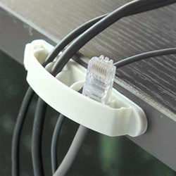 Держатели для проводов, набор 3 шт., на 5 проводов, белые - фото 51363965