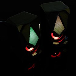 Компьютерные колонки 2.0 Qumo Mask AS004, 2х5 Вт, USB, RGB подсветка, чёрные - фото 51368640