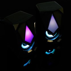 Компьютерные колонки 2.0 Qumo Mask AS004, 2х5 Вт, USB, RGB подсветка, чёрные - фото 51368643