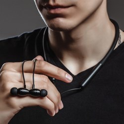 Наушники беспроводные W-21, вакуумные, Bluetooth 5.0, 150 мАч, микрофон, с ободком для шеи, чёрные - фото 51371992