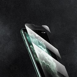 Защитное стекло 2.5D LuazON для iPhone Xr/11 (6.1") - фото 51390261